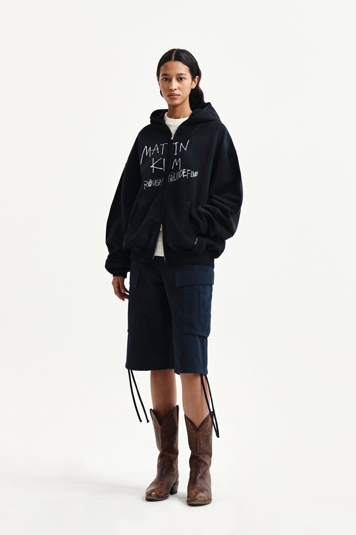 トップス Matin Kim FRONT LOGO STITCH WASHED HOODY MATIN KIM Vintage Washed Graffiti Hoody Zip Up in Black